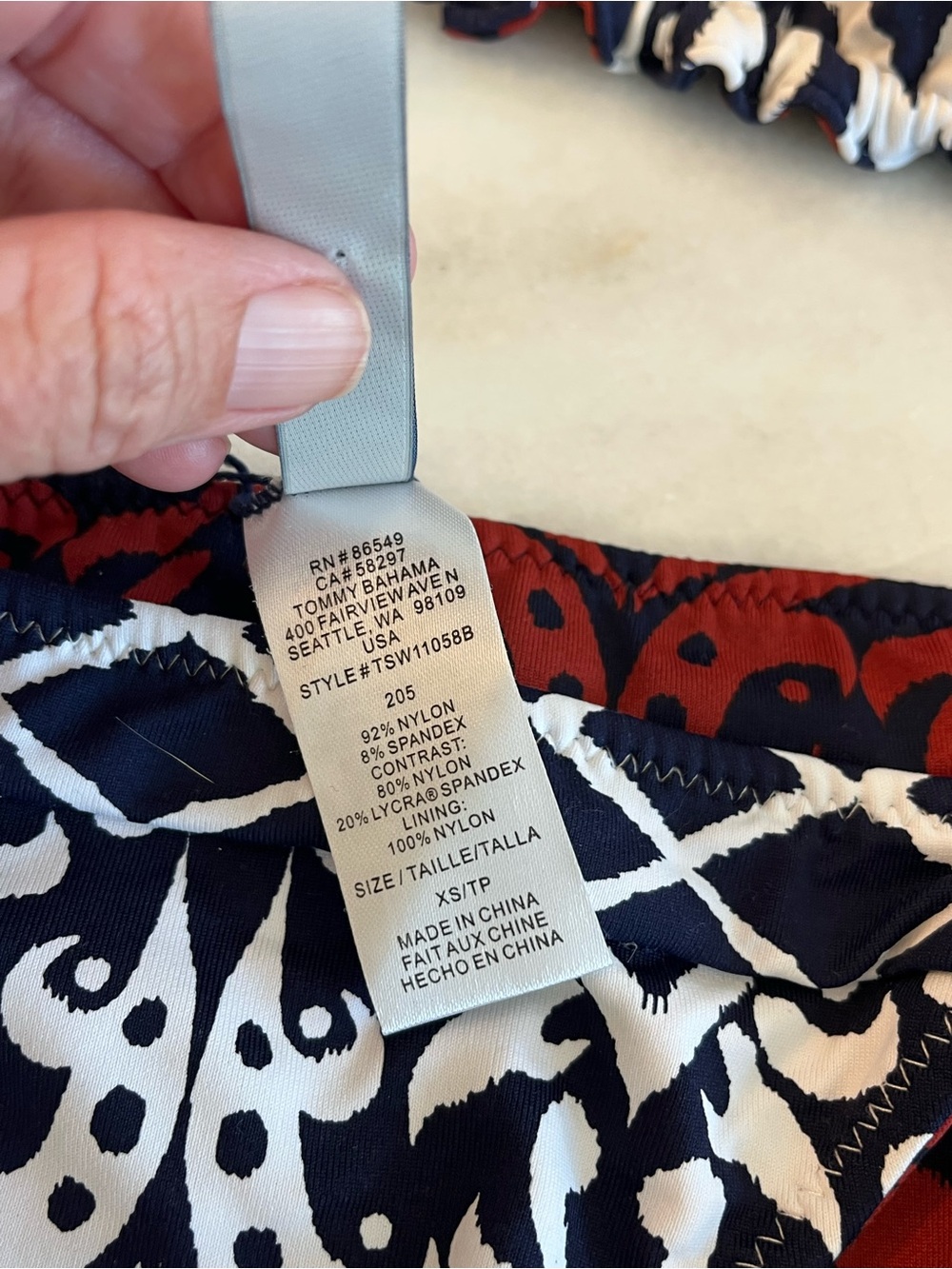 Tommy Bahama Reversible Ikat Diamonds Navy White Brick String Bikini Size XS - Picture 6 of 12
